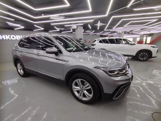 2021 Volkswagen Tiguan Allspace II Рестайлинг, серый, 4300000 рублей, вид 2