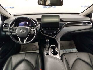 2023 Toyota Camry VIII (XV70) Рестайлинг, чёрный, 3170000 рублей, вид 5