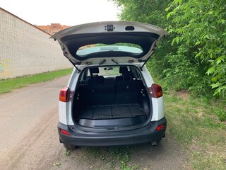2014 Toyota RAV4 IV (XA40), белый, 1650000 рублей, вид 4