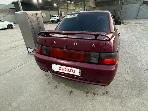 2004 Lada (ВАЗ) 2110, красный, 185000 рублей - вид 3