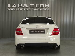 2011 Mercedes-Benz C-Класс 180 BlueEFFICIENCY III (W204) Рестайлинг, белый, 1340000 рублей, вид 4