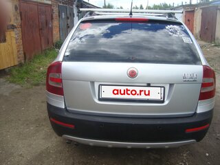 2007 Skoda Octavia Scout II (A5), серебристый, 650000 рублей, вид 2