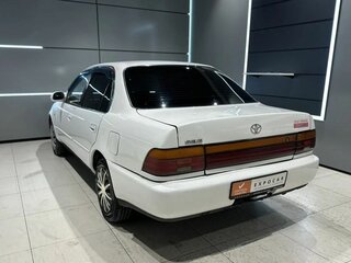 1992 Toyota Corolla VII (E100), белый, 210000 рублей, вид 4