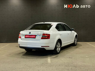 2019 Skoda Octavia III (A7) Рестайлинг, белый, 2129000 рублей, вид 5