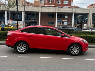 2013 Ford Focus III, красный, 700000 рублей, вид 4