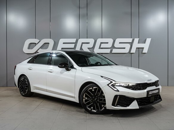 2024 Kia K5 III Рестайлинг, белый, 4509000 рублей - вид 5