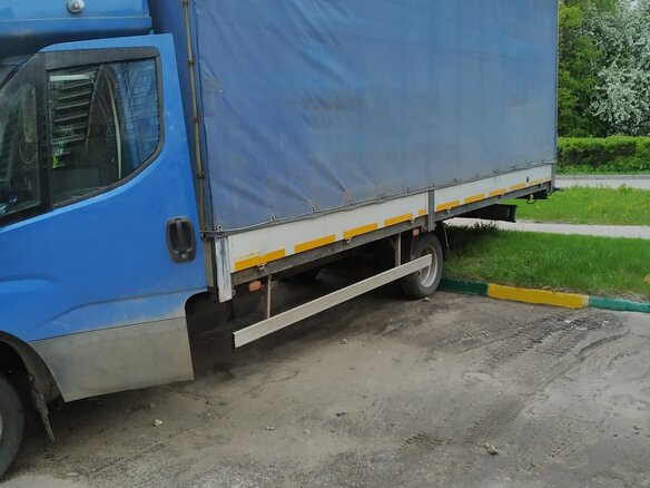 2019 Iveco Daily, синий, 3200000 рублей - вид 10