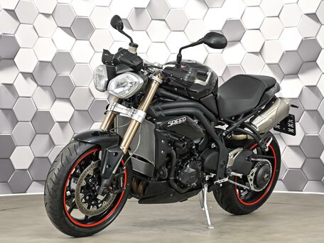 2013 Triumph Speed Triple, чёрный, 599000 рублей, вид 2