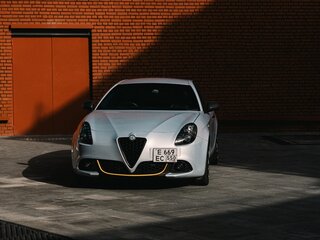 2020 Alfa Romeo Giulietta III Рестайлинг, серый, 2499999 рублей, вид 1