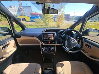 2014 Toyota Noah III (R80), белый, 1450000 рублей, вид 5