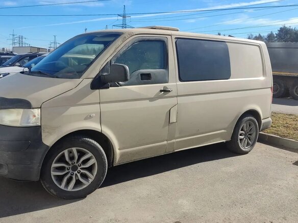 2008 Volkswagen Transporter T5, бежевый, 650000 рублей - вид 3