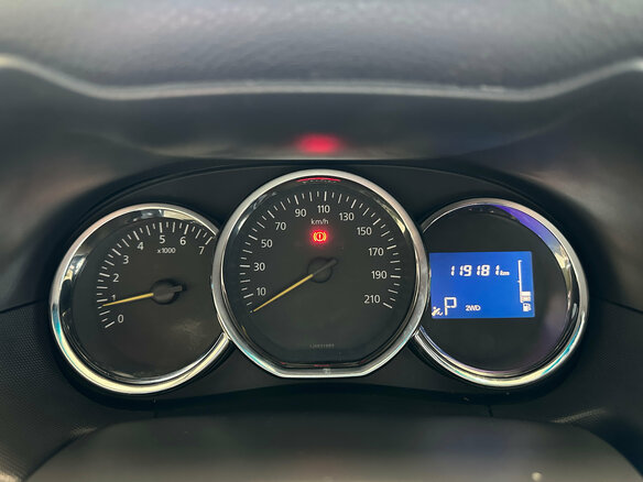 2016 Renault Duster I Рестайлинг, белый, 1240000 рублей - вид 10