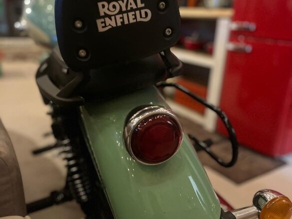 2025 Royal Enfield Meteor, зелёный, 400000 рублей - вид 5