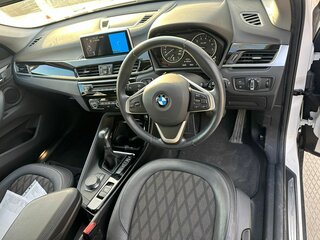 2016 BMW X1 18i sDrive II (F48), белый, 1500000 рублей, вид 4