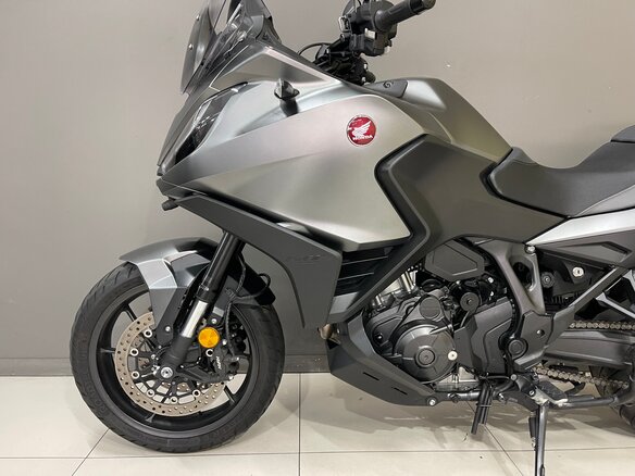 2022 Honda NT1100, серый, 1330000 рублей - вид 4