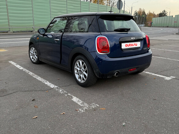 2018 Mini Hatch Cooper III (F55/F56), синий, 1750000 рублей - вид 4