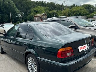2000 BMW 5 серии 525i IV (E39) Рестайлинг, зелёный, 1000000 рублей, вид 5