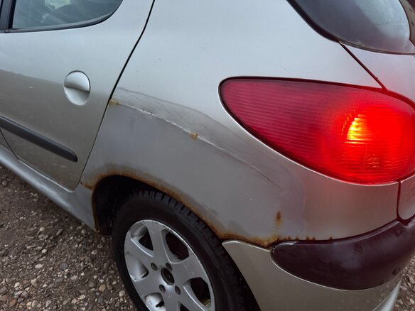 2003 Peugeot 206, серый, 180000 рублей - вид 9