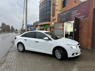 2011 Chevrolet Cruze I, белый, 850000 рублей, вид 3