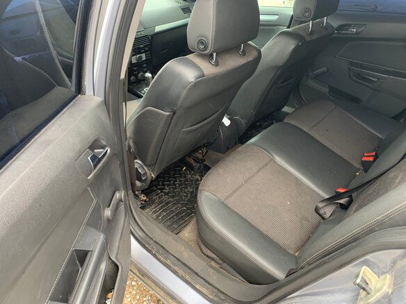 2009 Opel Astra H Рестайлинг, серый, 256000 рублей - вид 12