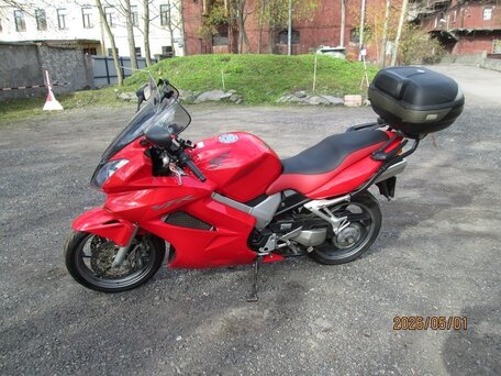 2005 Honda VFR 800, пурпурный, 355000 рублей, вид 1