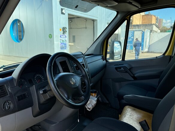 2016 Volkswagen Crafter, жёлтый, 1085000 рублей - вид 17
