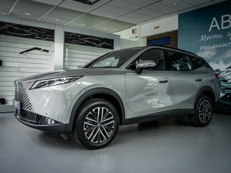 Omoda C7