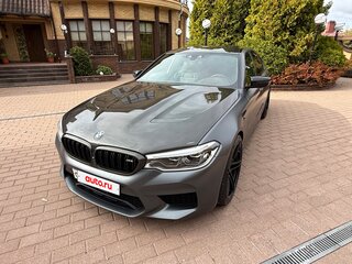 2018 BMW M5 Competition VI (F90), серый, 7400000 рублей, вид 3