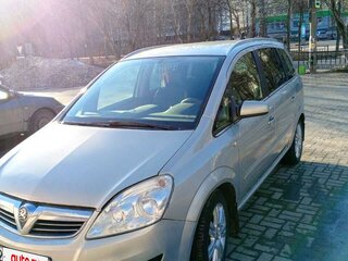 2008 Opel Zafira B Рестайлинг, бежевый, 480000 рублей, вид 1