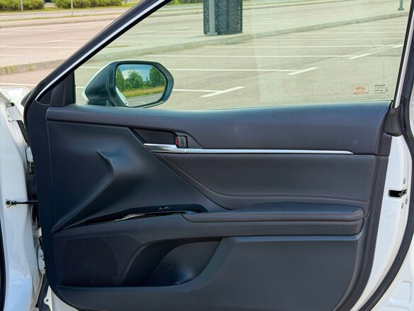 2018 Toyota Camry VIII (XV70), белый - вид 16