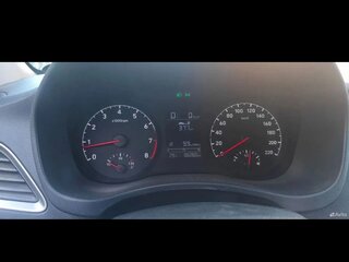 2017 Hyundai Solaris II, серый, 1350000 рублей, вид 5