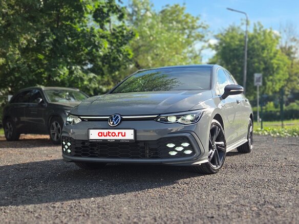 2021 Volkswagen Golf VIII, серый, 2750000 рублей
