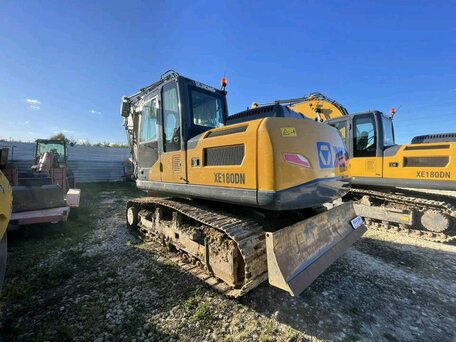 2023 XCMG XE180DN, жёлтый, 6253000 рублей, вид 4