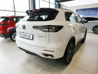 2025 Changan UNI-S I, белый, 3179900 рублей, вид 4