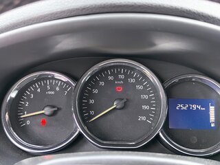 2014 Renault Logan II, чёрный, 485000 рублей, вид 5