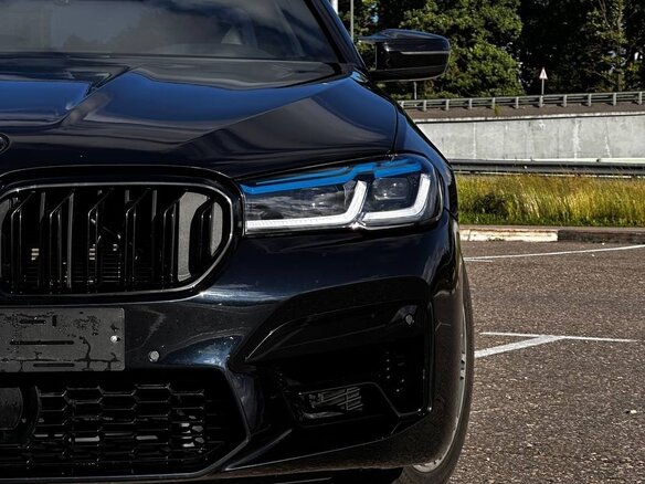 2018 BMW 5 серии 530d xDrive VII (G30/G31/G38), чёрный, 3300000 рублей - вид 2