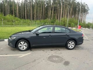 2018 Volkswagen Passat B8, серый, 1790000 рублей, вид 2