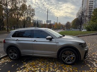 2020 Volkswagen Tiguan II, серый, 3200000 рублей, вид 4