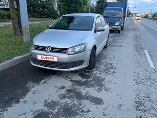 2011 Volkswagen Polo V, серебристый, 320000 рублей, вид 2