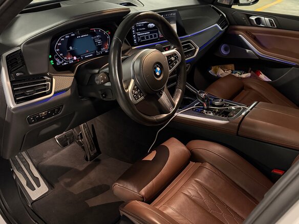 2021 BMW X5 M50d IV (G05/G18), белый, 9000000 рублей - вид 8