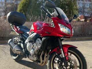 2008 Yamaha FZ1, красный, 550000 рублей, вид 1