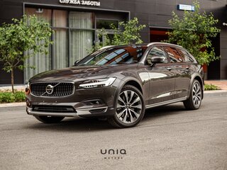 2021 Volvo V90 Cross Country I Рестайлинг, коричневый, 6500000 рублей, вид 1