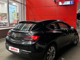 2012 Opel Astra GTC J Рестайлинг, чёрный, 620000 рублей, вид 3