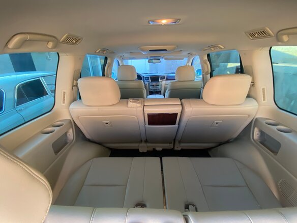 2008 Lexus LX 570 III, белый, 2550000 рублей - вид 8