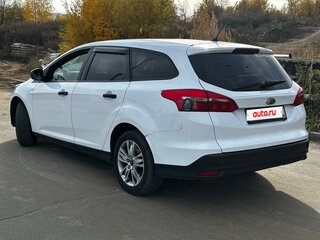 2016 Ford Focus III Рестайлинг, белый, 515000 рублей, вид 2