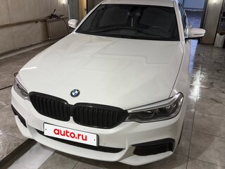2018 BMW 5 серии 530i xDrive VII (G30/G31/G38), белый, 3000000 рублей, вид 3
