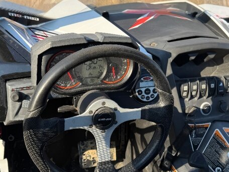 2016 BRP Can-Am Outlander 1000, красный, 1550000 рублей, вид 4