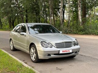 2003 Mercedes-Benz C-Класс 180 II (W203), серебристый, 500000 рублей, вид 2