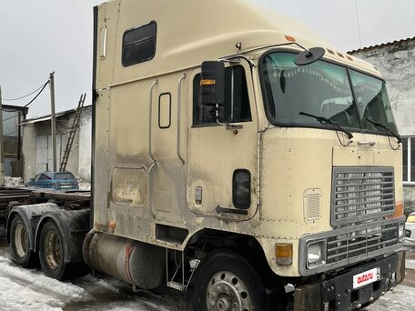 1997 International 9000 Series, бежевый, 750000 рублей, вид 5