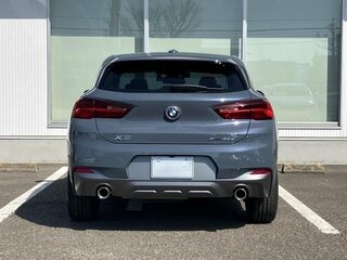 2022 BMW X2 xDrive18d I (F39), серый, 2290000 рублей, вид 4